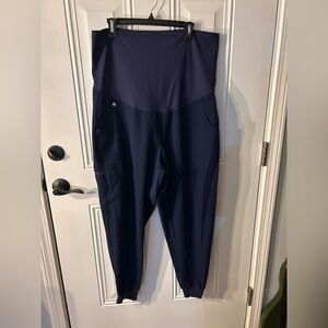 FIGS Zamora Maternity Scrub Pants in Navy